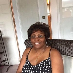 Meet your Posher, Sheila